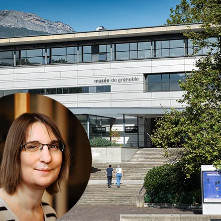 Photo de Christelle Dabos et du musée de Grenoble